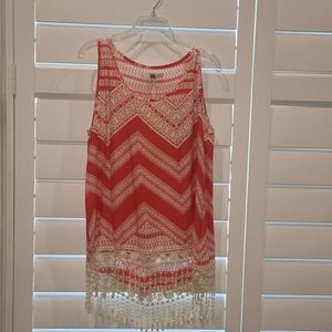 NWT ~ Super Cute top by Ya Los Angeles ~ Sz M